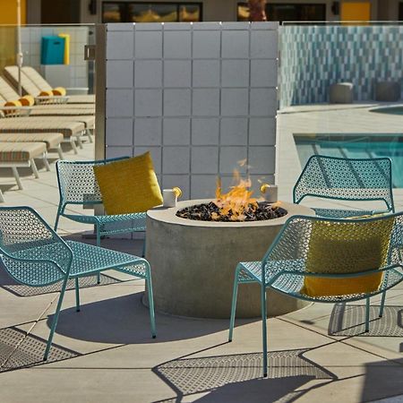 Twin Palms Resort - A Gay Men'S Resort Palm Springs Exteriör bild